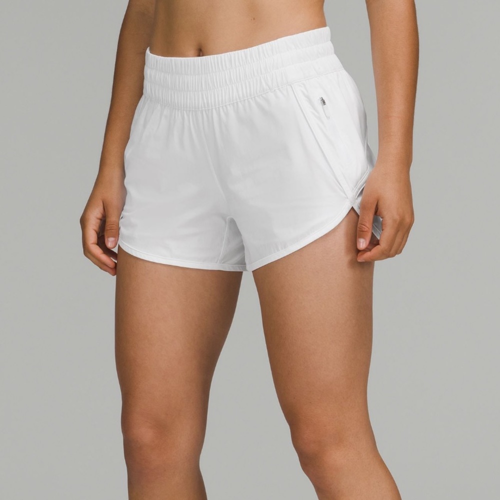lululemon tracker shorts white size 6